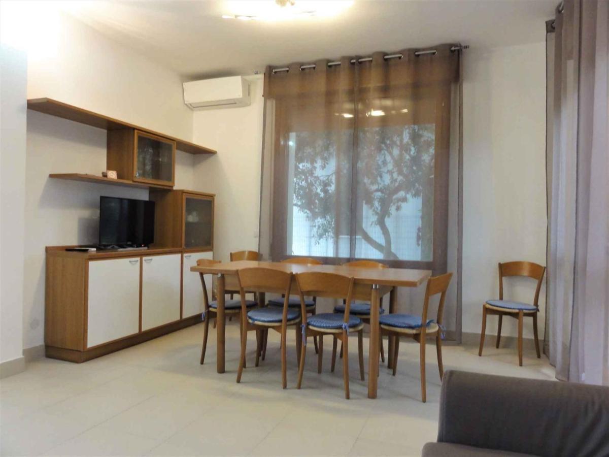 In 36470 Apartment
